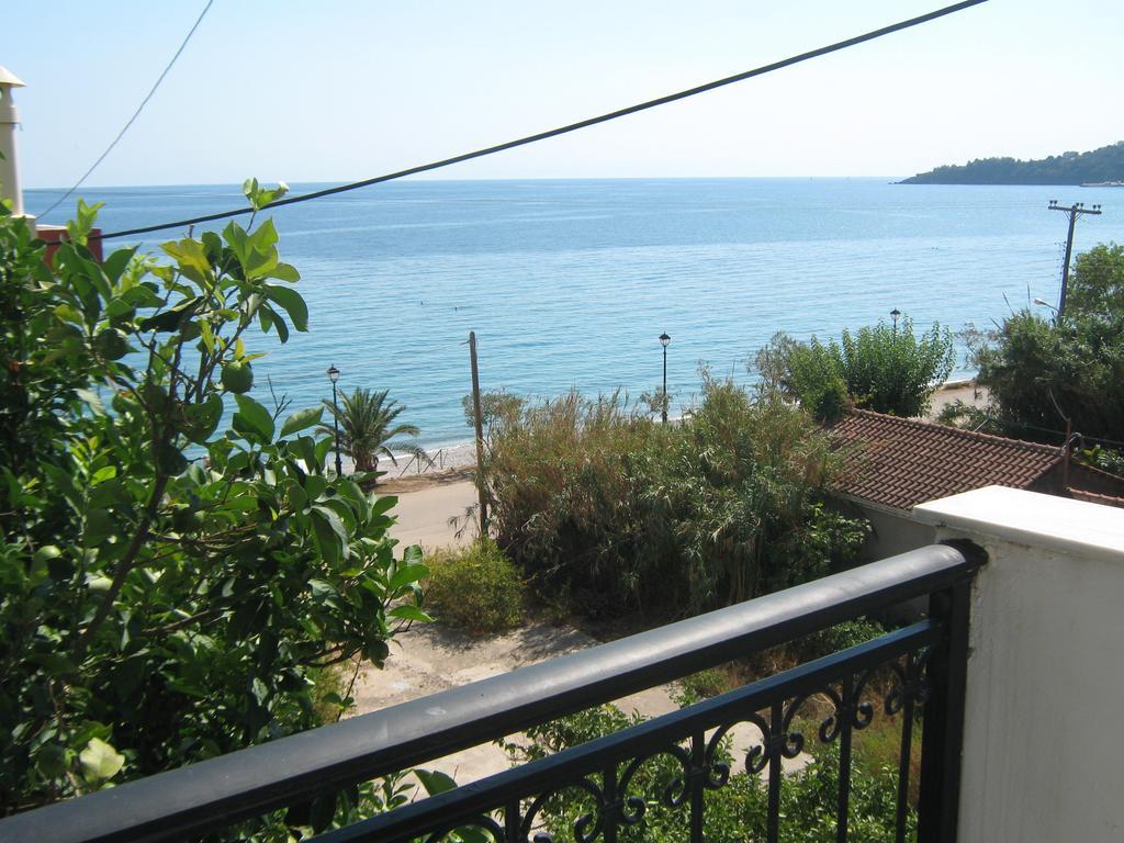 Friderica House Hotel Poros  Værelse billede