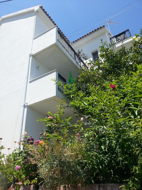 Friderica House Hotel Poros  Eksteriør billede